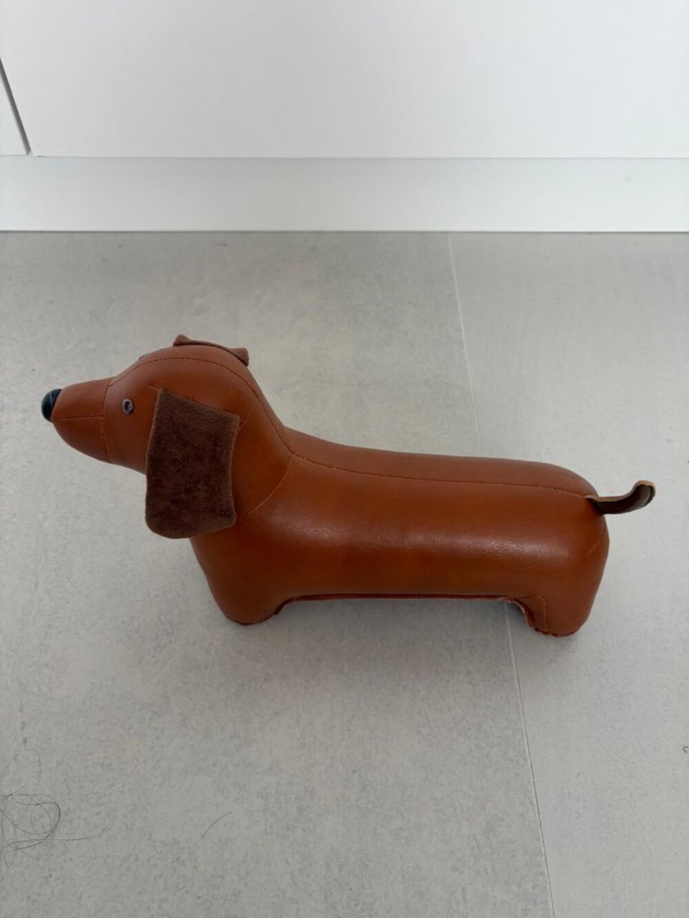 Züny Teckel door stopper